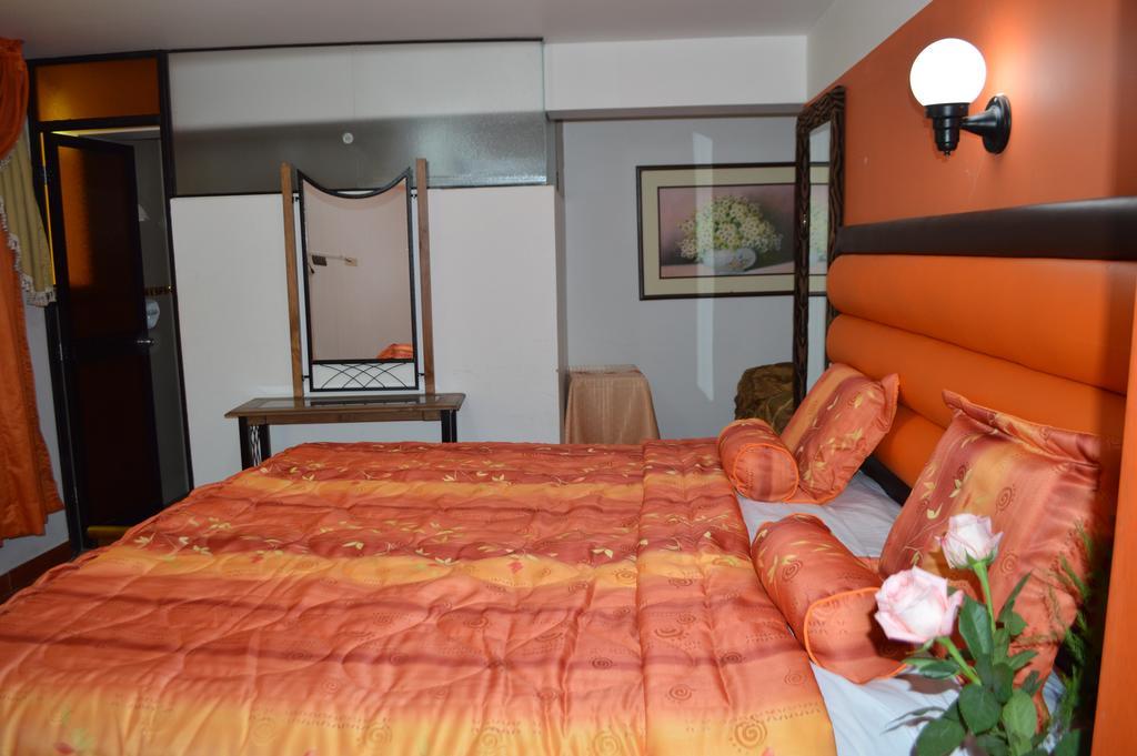 Hotel Residencial El Eden De Adan Y Eva Andahuaylas Ruang foto